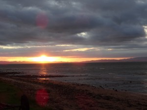 Sonnenuntergang an unserem naechsten Uebernachtungsplatz