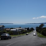 Blick von oben auf die Bucht. Ich bin auf dem Weg in die Buecherei...
