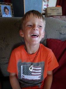 Stolz! Ja, auch Xavi hat eins (mit Jims Hilfe) angefertigt.