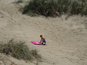 Beim Sandduenensurfen