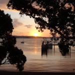 Schoene Abendstimmung von der Terrasse des Swordfish Clubs
