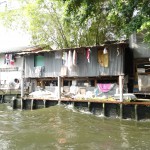 ...platscht ordentlich