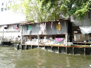 ...platscht ordentlich