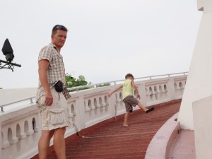 Fast geschafft. Und oben angekommen ist erstmal...