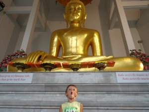 Großer Buddha, kleiner Xavi